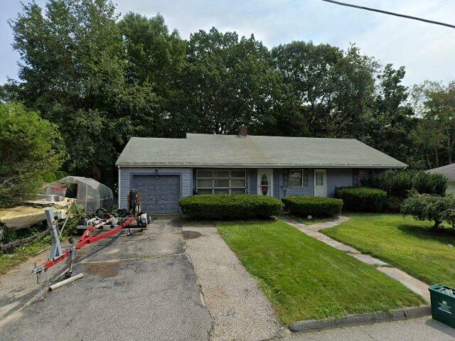 House image located at Worcester, MA 01606