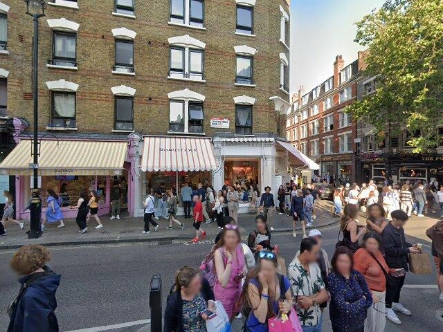 House image located at Indianapolis, IN 46217