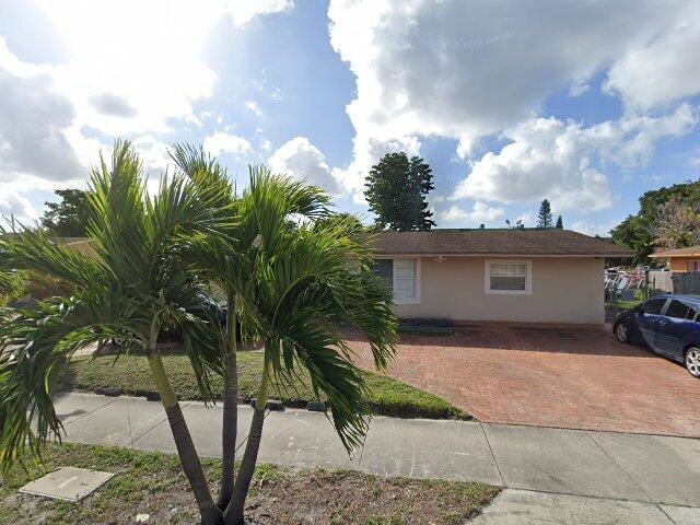 House image located at Hialeah, FL 33012
