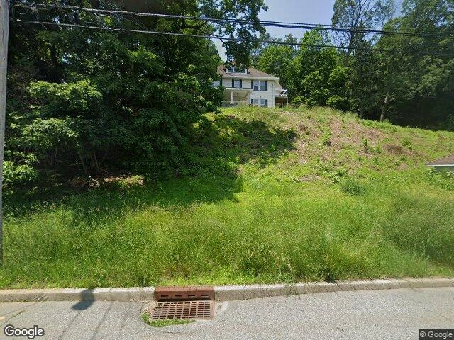 House image located at Bloomingdale, NJ 07403