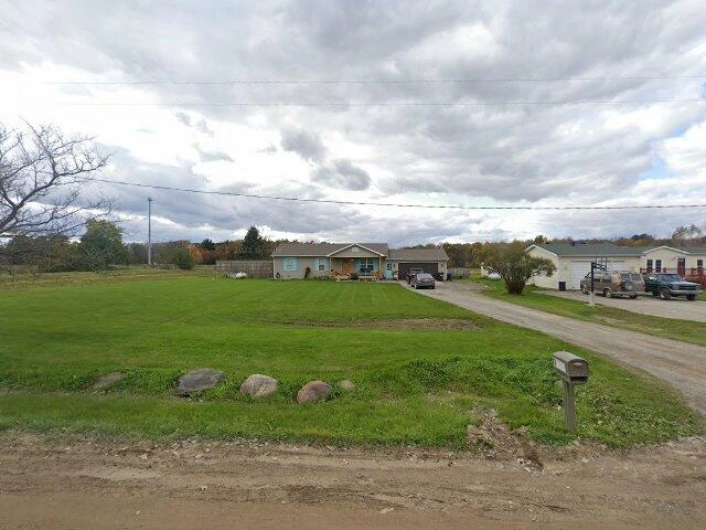 House image located at Linden, MI 48451