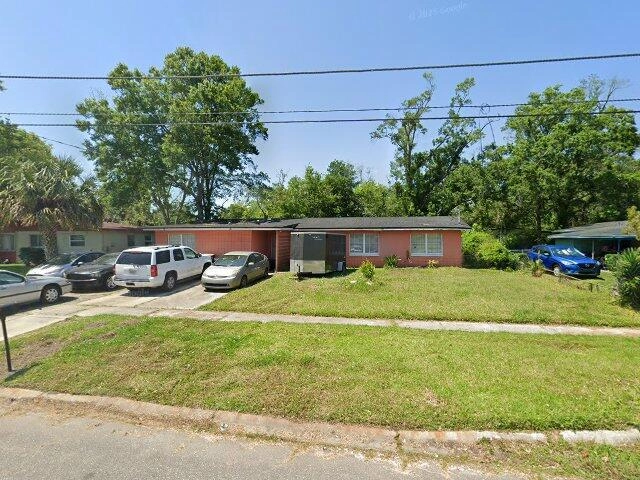 House image located at Jacksonville, FL 32210