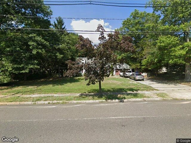 House image located at Riverton, NJ 08077