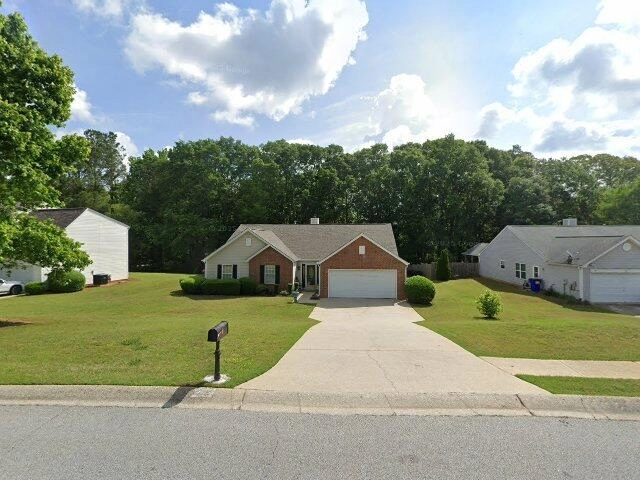 House image located at Powder Springs, GA 30127