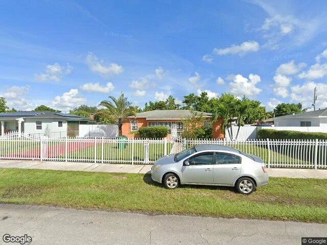 House image located at Miami, FL 33167