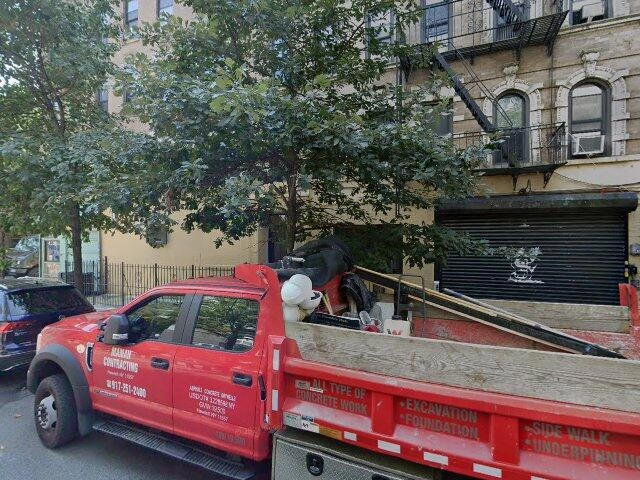 House image located at Niles, MI 49120