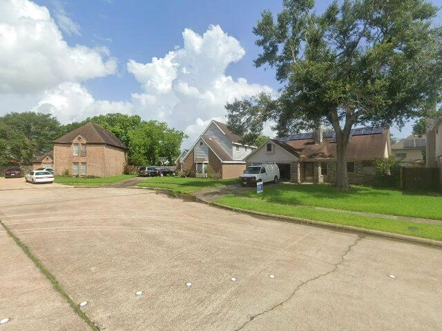 House image located at Fresno, TX 77545