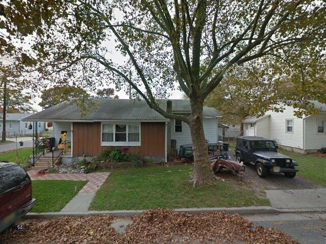 House image located at Penns Grove, NJ 08069