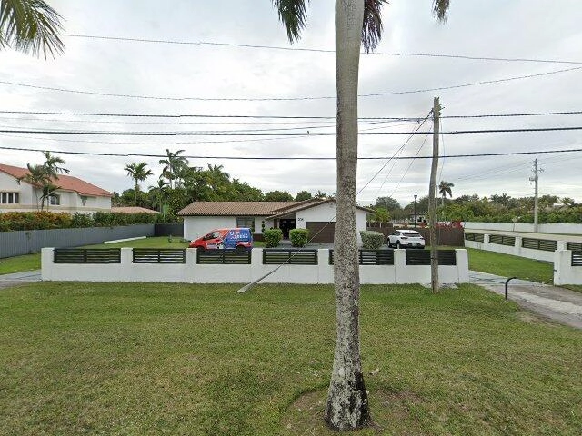 House image located at Miami, FL 33182