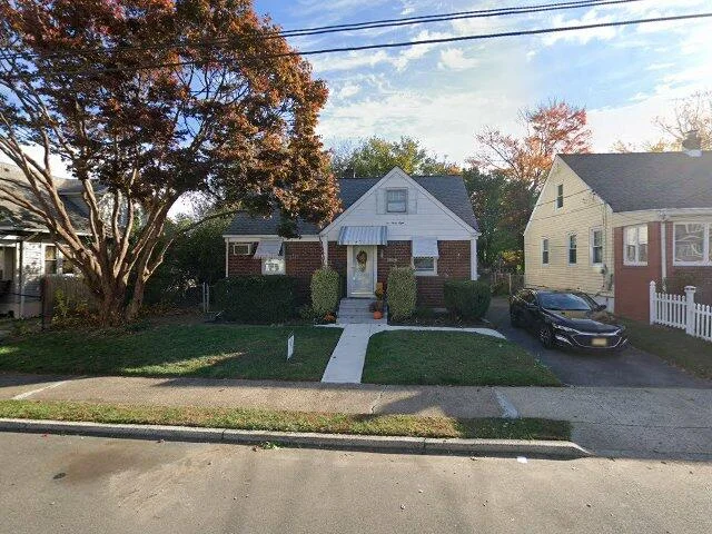 House image located at Trenton, NJ 08610