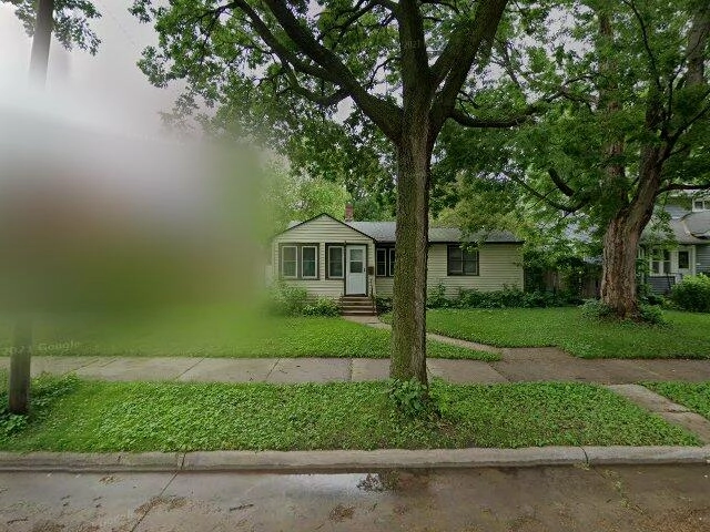 House image located at Minneapolis, MN 55418