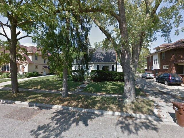 House image located at Lansing, MI 48915
