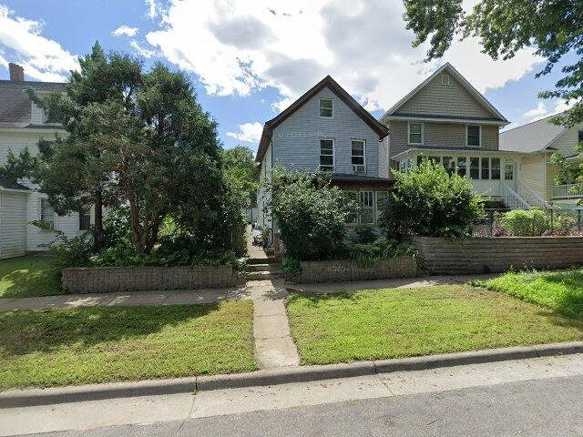 House image located at Saint Paul, MN 55103