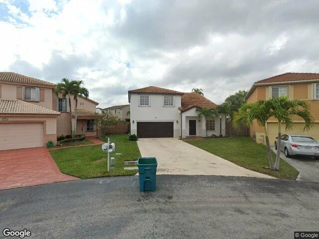 House image located at Miami, FL 33193