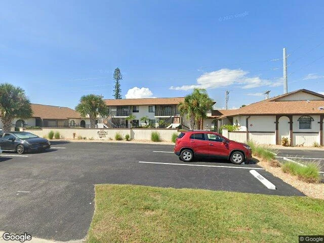 House image located at Cape Coral, FL 33914