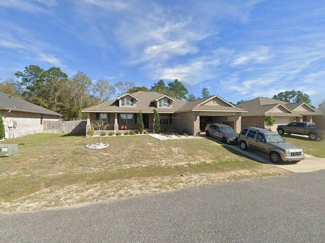 House image located at Crestview, FL 32539