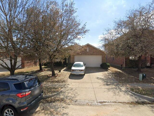 House image located at Denton, TX 76208