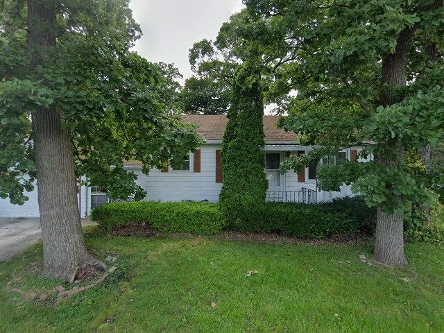 House image located at Grayslake, IL 60030