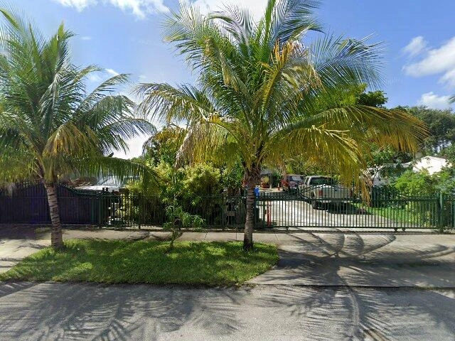 House image located at Hollywood, FL 33023