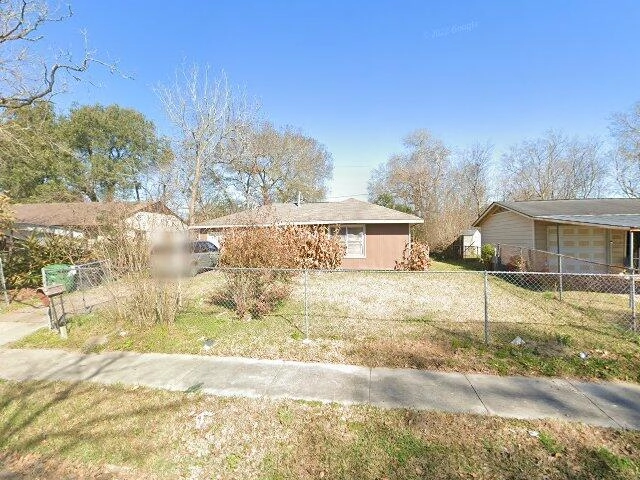 House image located at Houston, TX 77033