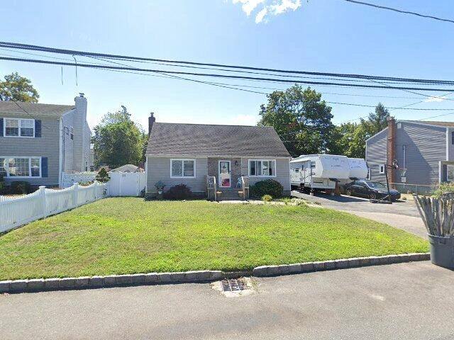 House image located at West Babylon, NY 11704