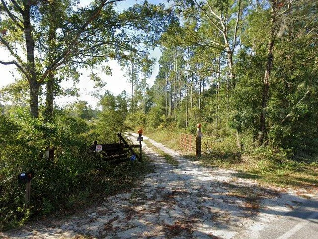 House image located at Crawfordville, FL 32327