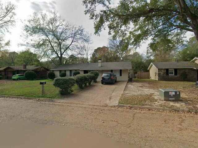 House image located at Jackson, MS 39209