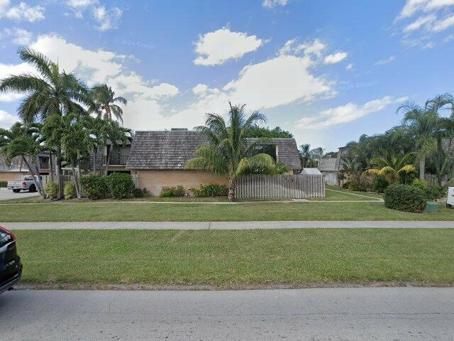 House image located at Lake Worth, FL 33461