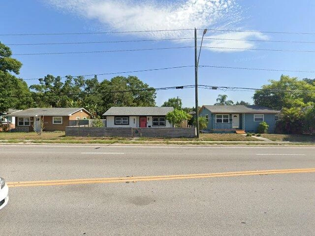 House image located at Saint Petersburg, FL 33704