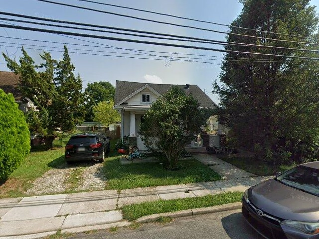 House image located at Woodlyn, PA 19094