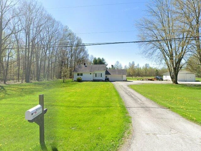 House image located at Bristolville, OH 44402