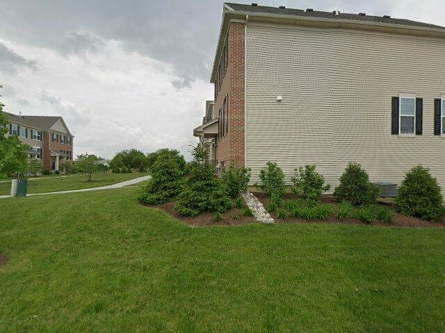 House image located at Oswego, IL 60543