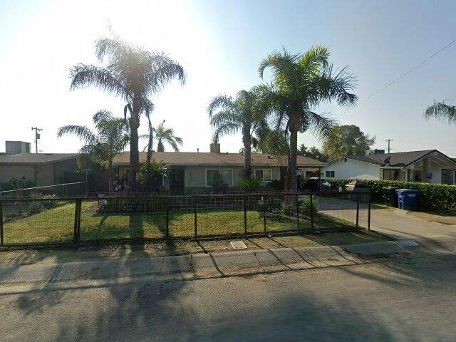 House image located at Orosi, CA 93647