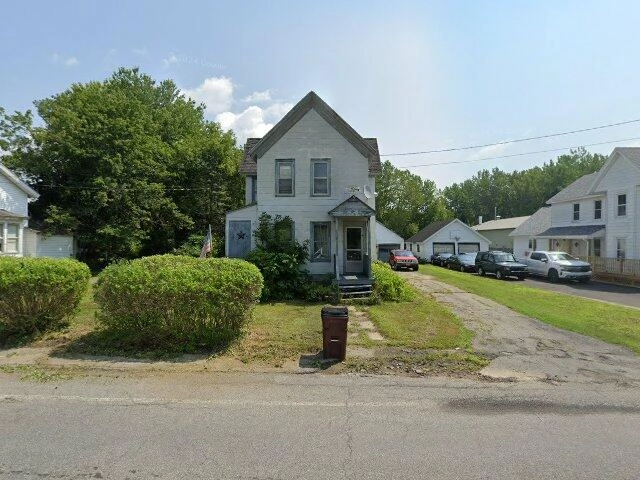 House image located at Gloversville, NY 12078