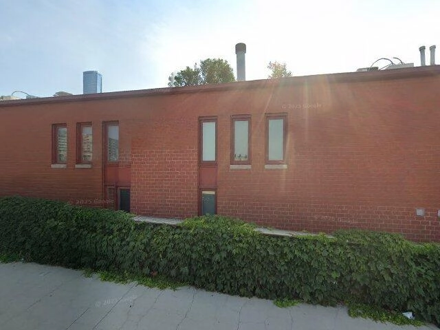 House image located at Chicago, IL 60605