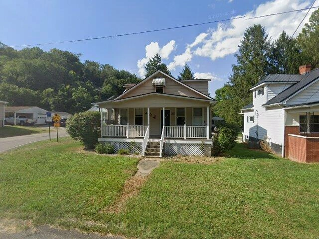 House image located at Dillonvale, OH 43917