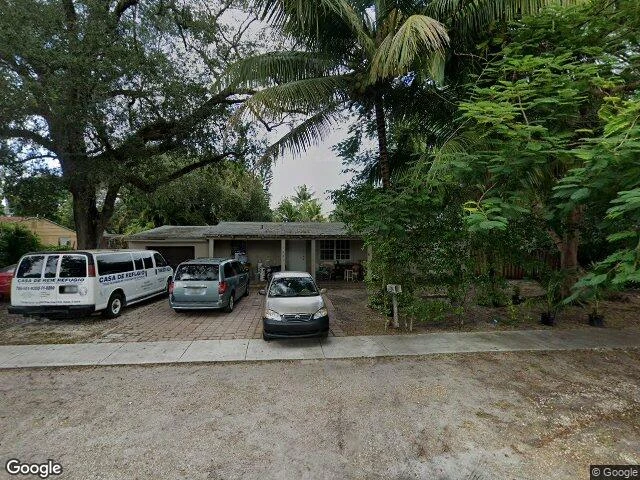 House image located at Miami, FL 33161