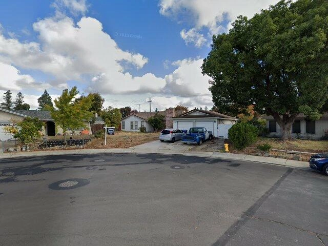 House image located at Manteca, CA 95336