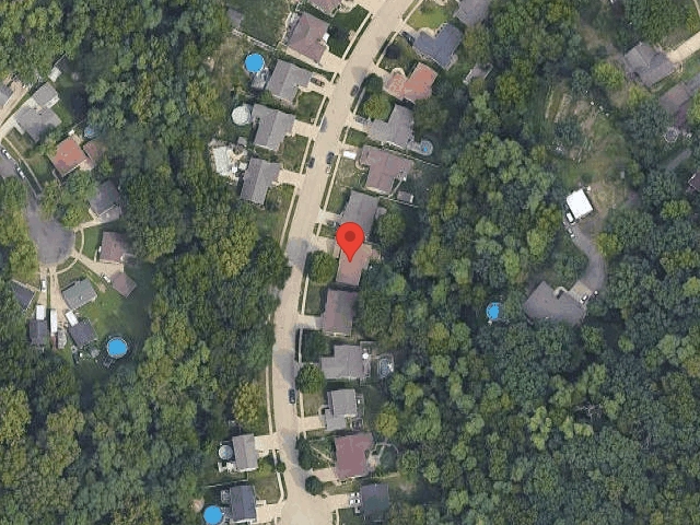 House image located at Pekin, IL 61554