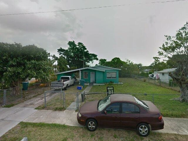 House image located at Boynton Beach, FL 33435