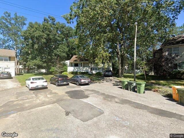 House image located at Lakewood, NJ 08701