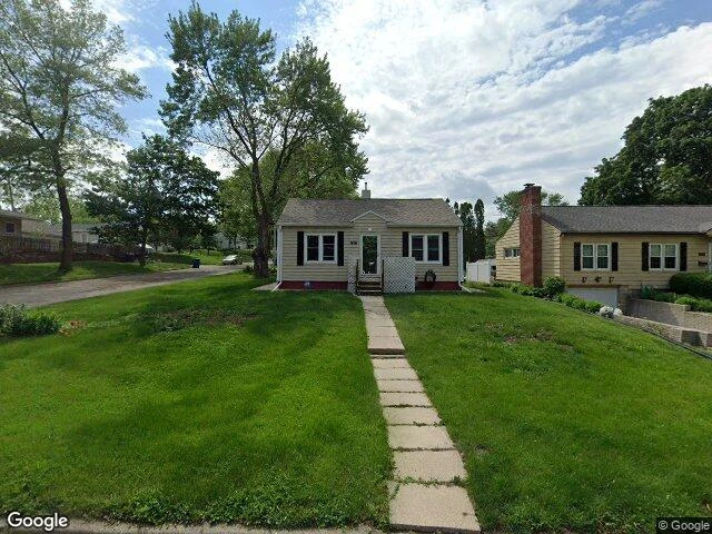 House image located at Waterloo, IA 50702
