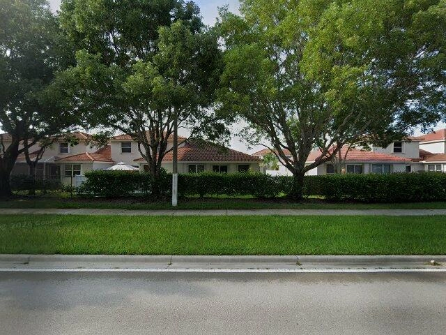 House image located at Pembroke Pines, FL 33028