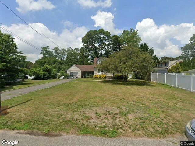 House image located at Islip, NY 11751