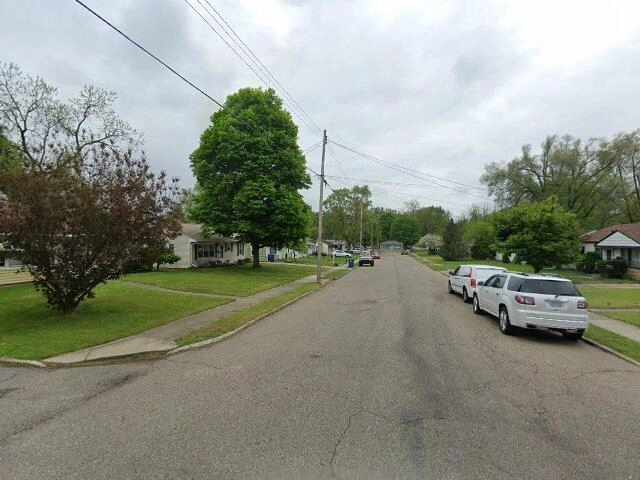 House image located at Angleton, TX 77515