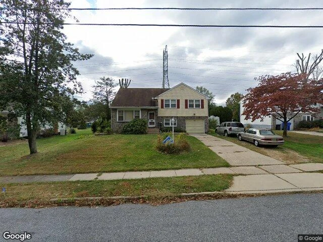 House image located at Riverton, NJ 08077
