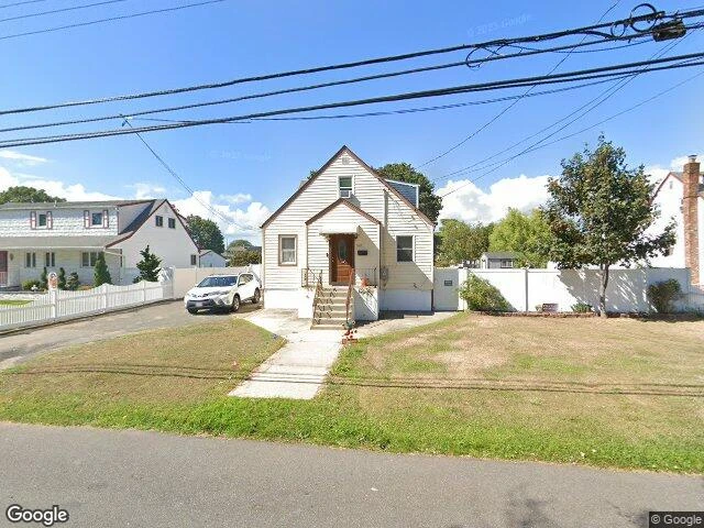 House image located at West Babylon, NY 11704