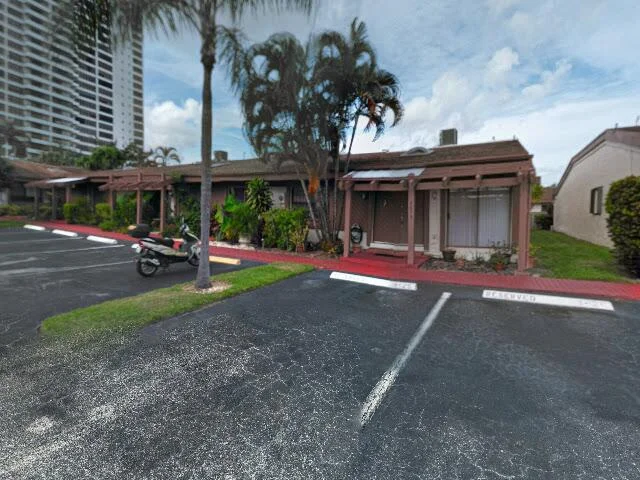 House image located at Hallandale, FL 33009