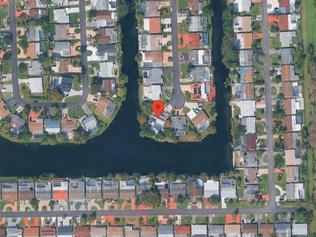 House image located at Hollywood, FL 33023
