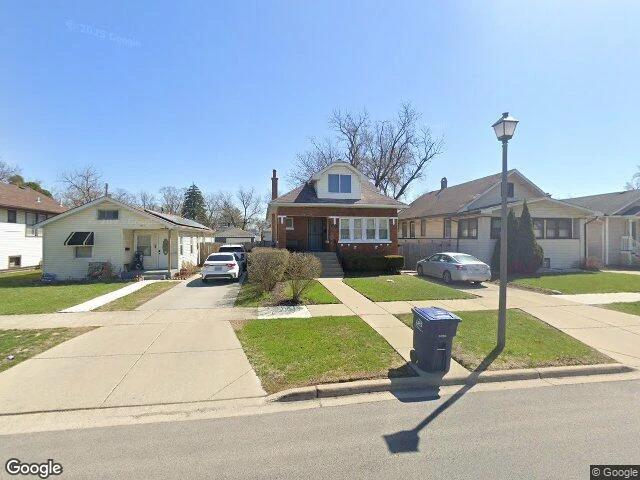House image located at Maywood, IL 60153